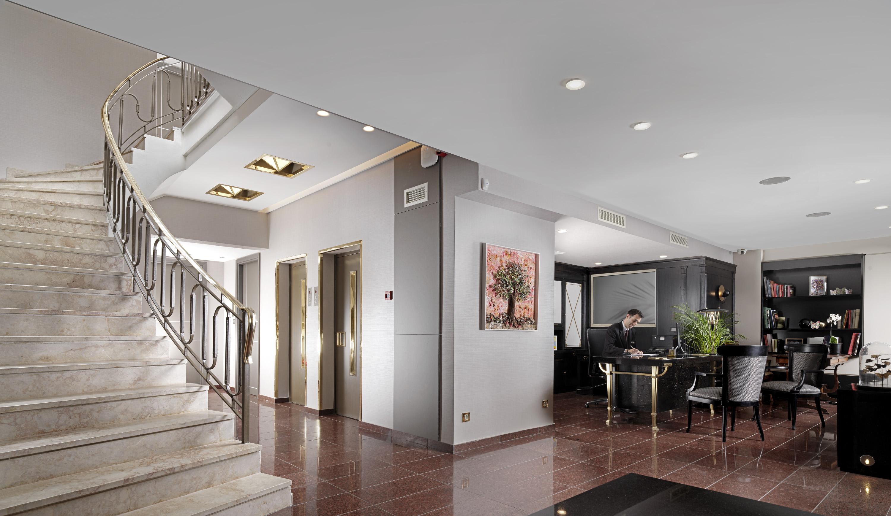 Holiday Suites Афіни Екстер'єр фото