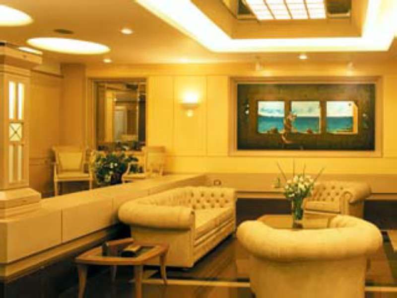 Holiday Suites Афіни Екстер'єр фото