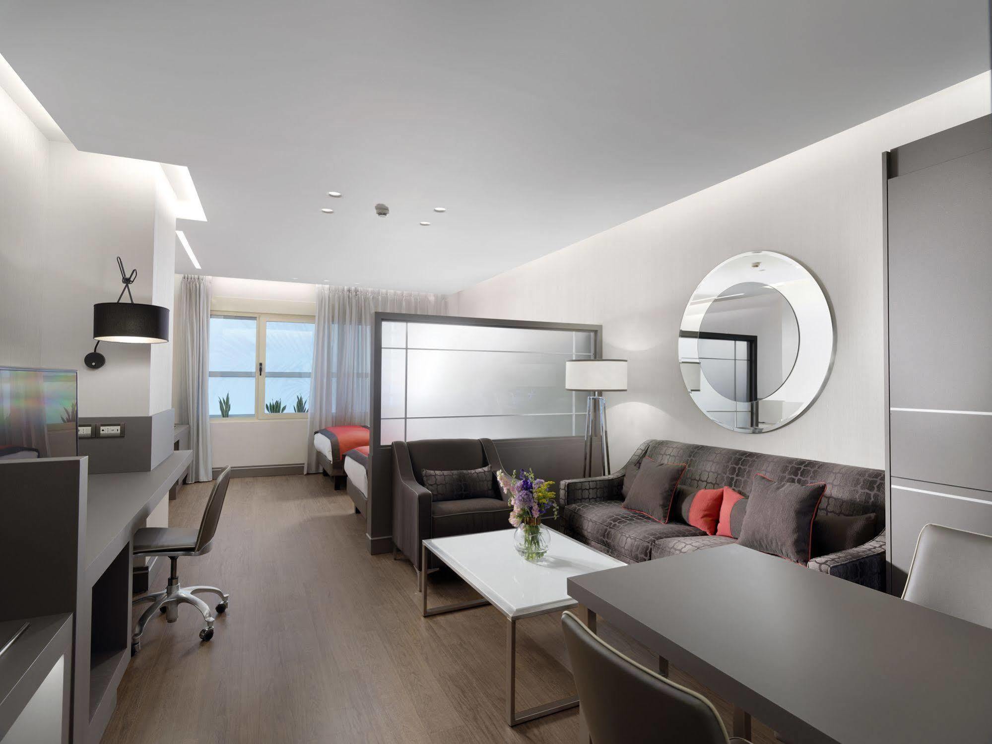 Holiday Suites Афіни Екстер'єр фото